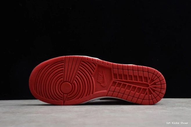 1st Kicks Shoes High Varsity 1 Jordan Air Red 85 BQ4422-600 0627
